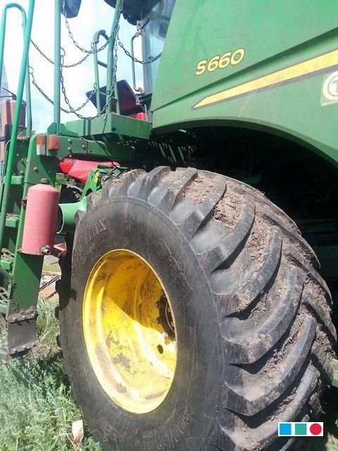 BKT Agrimax RT 600 в размере 800/65R32